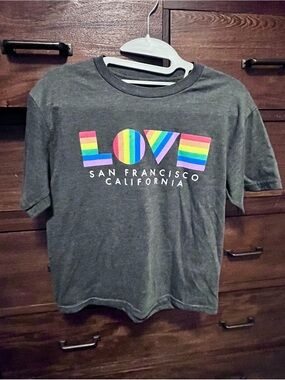 Rainbow LOVE Short Sleeve cropped Tee - Charcoal